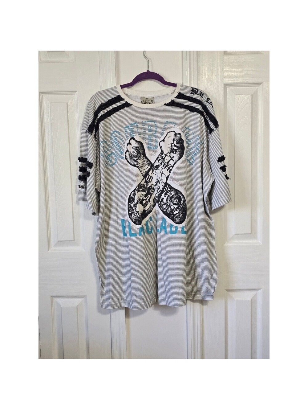 Blac Label 4X Graphic T-Shirt with Tattoo Arm Design